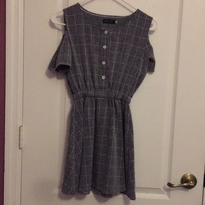 Cold-shoulder mini dress